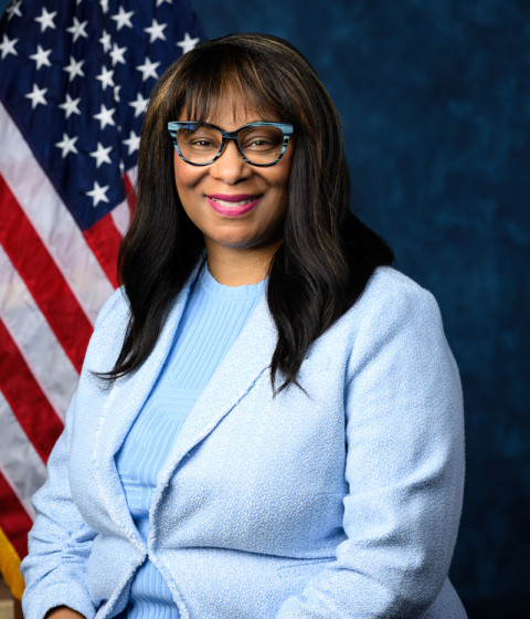 2024-11-14_ike_bynum_janelle_0020_re_web